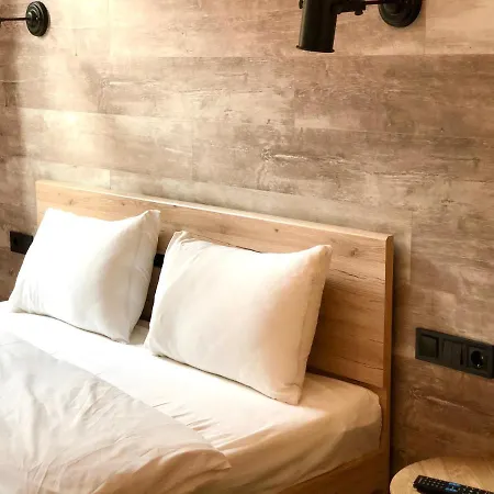 Romantic Apartments-In Center 8 7A 利沃夫 外观 照片
