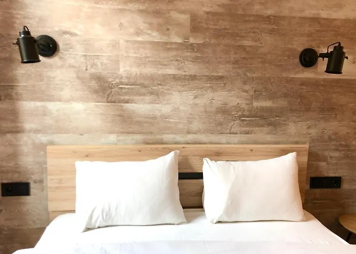 Romantic Apartments-In Center 8 7A
